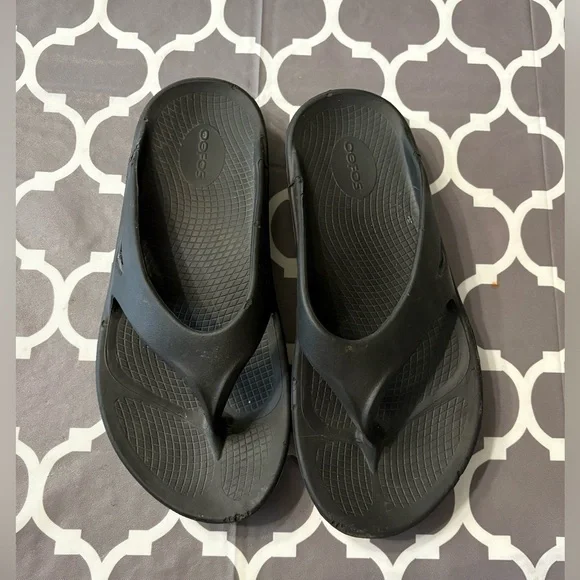 OOFOS OOriginal recovery sandal Black Comfort Sandals men’s 9 / wonens 11 - Picture 3 of 8